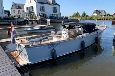 2009 Tender AdmiralsTender C28