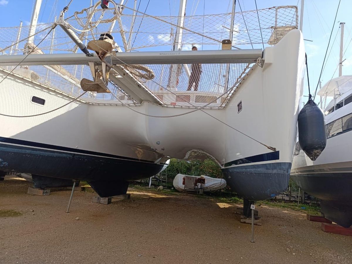 2009 Lagoon 44 