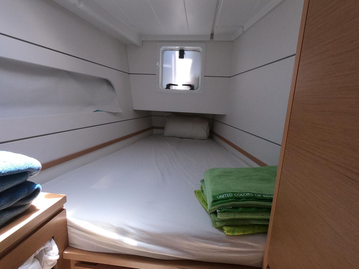 2009 Lagoon 44 