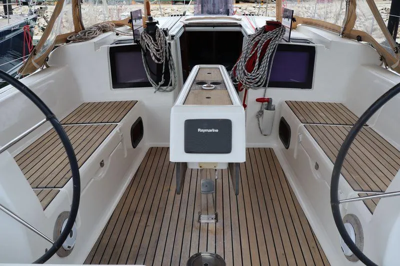 Blake Yacht Photos Pics Cockpit