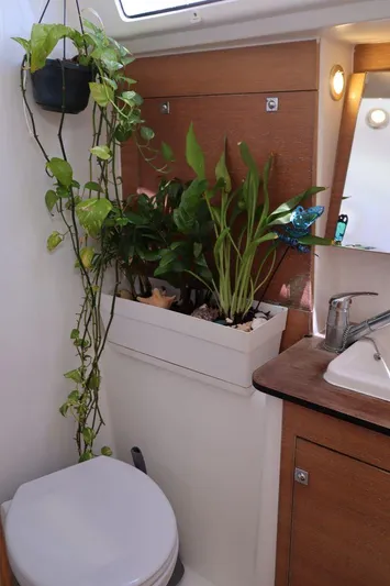 Blake Yacht Photos Pics Head