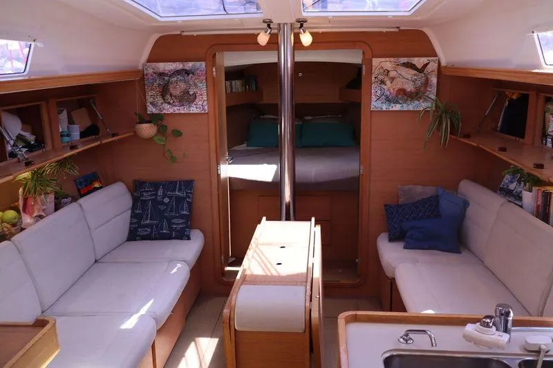 Blake Yacht Photos Pics Main Salon