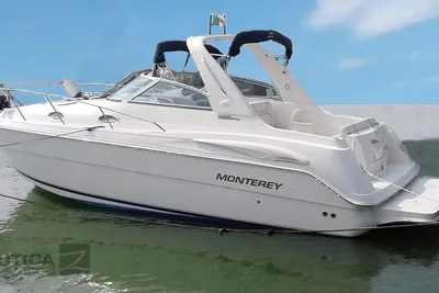 2005 Monterey 302 Cruiser