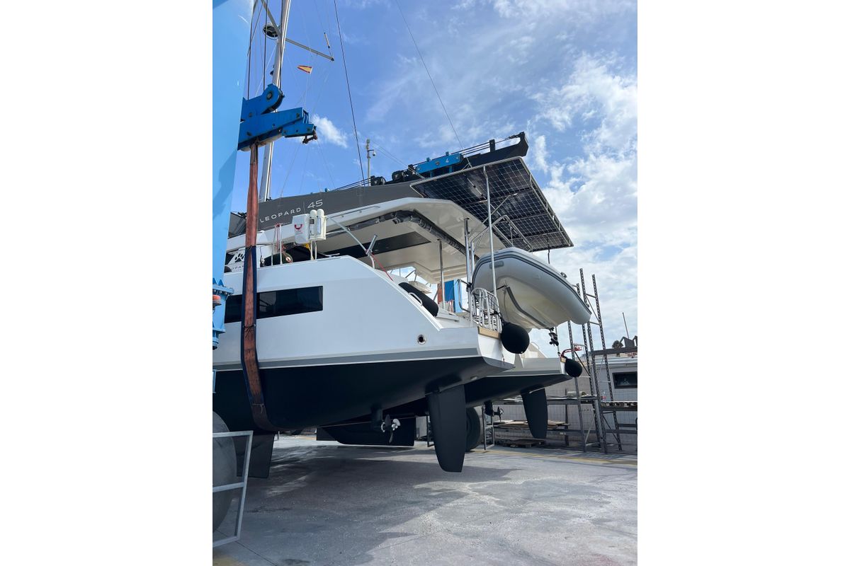 2018 Leopard 45 