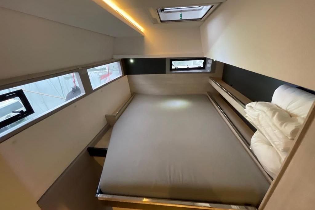 2018 Leopard 45 