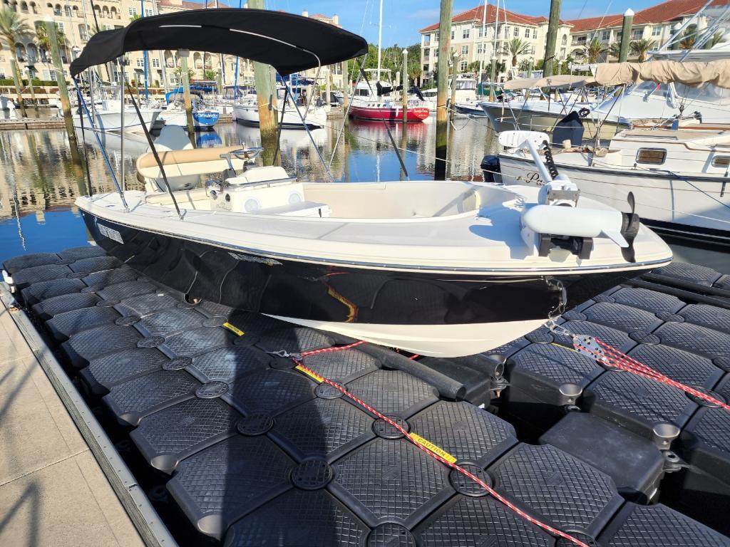 2018 Pioneer Cape Island Centre Console for sale YachtWorld