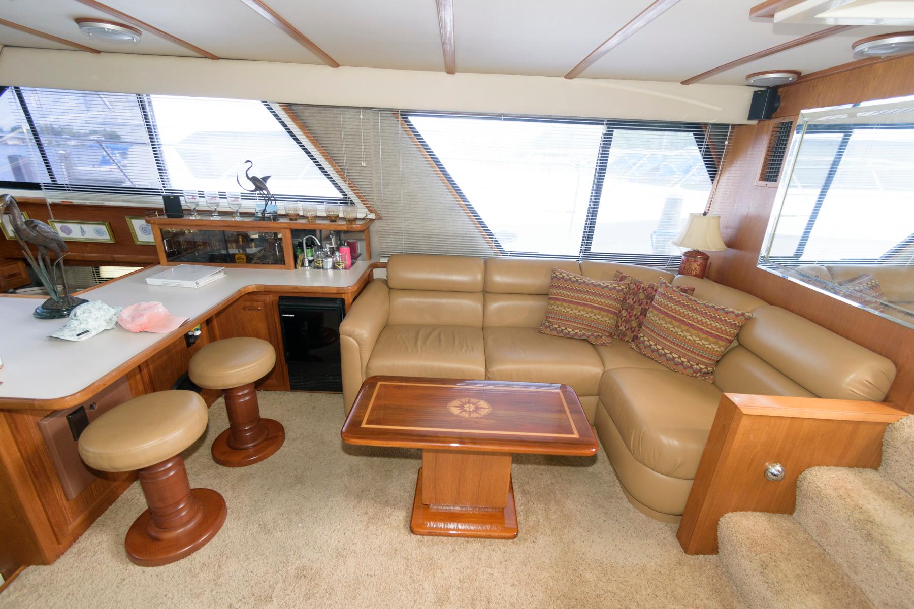 1989 Carver 4207 Motor Yachts for sale - YachtWorld