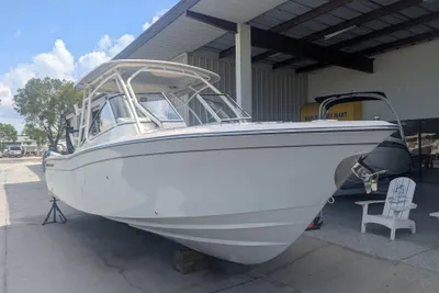 Grady-White Freedom 275