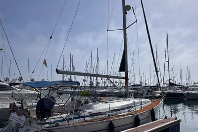 2001 Bavaria 38 Cruiser