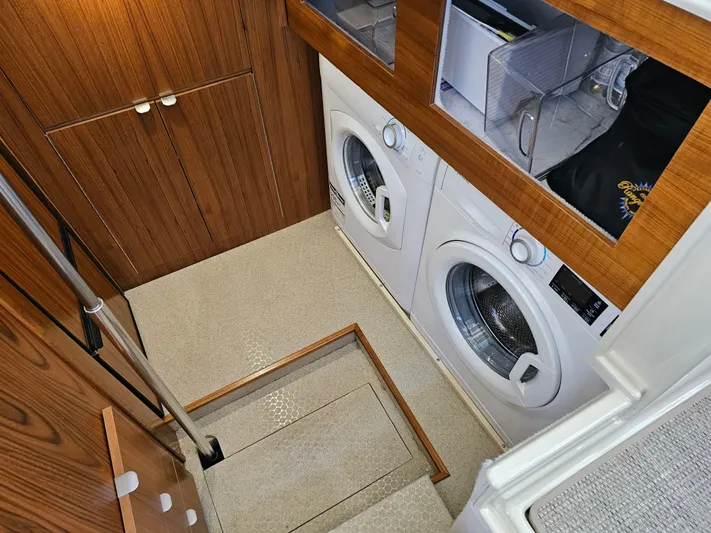  Yacht Photos Pics 2022 Ranger Tugs 43 CB