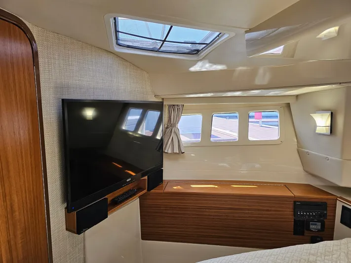  Yacht Photos Pics 2022 Ranger Tugs 43 CB