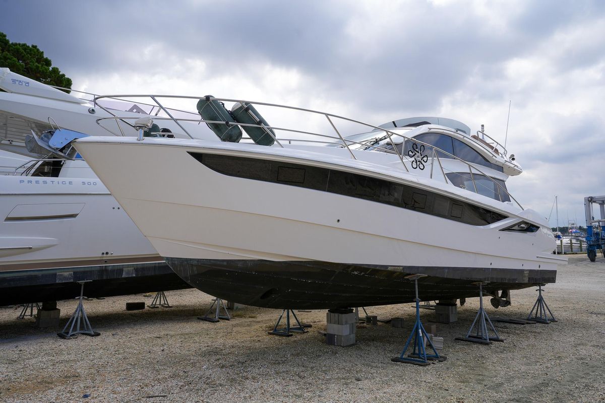 2017 Galeon 43 