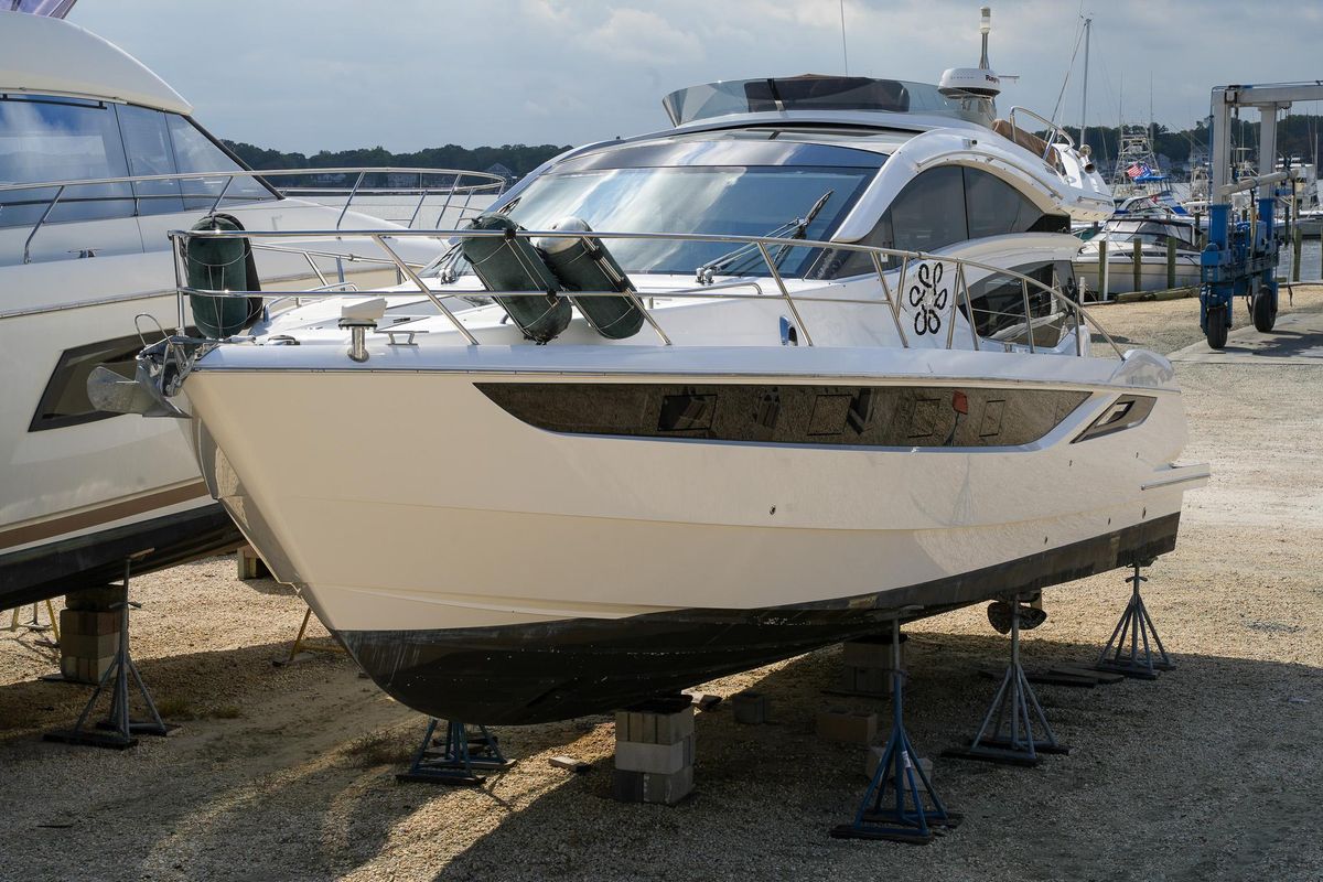2017 Galeon 43 