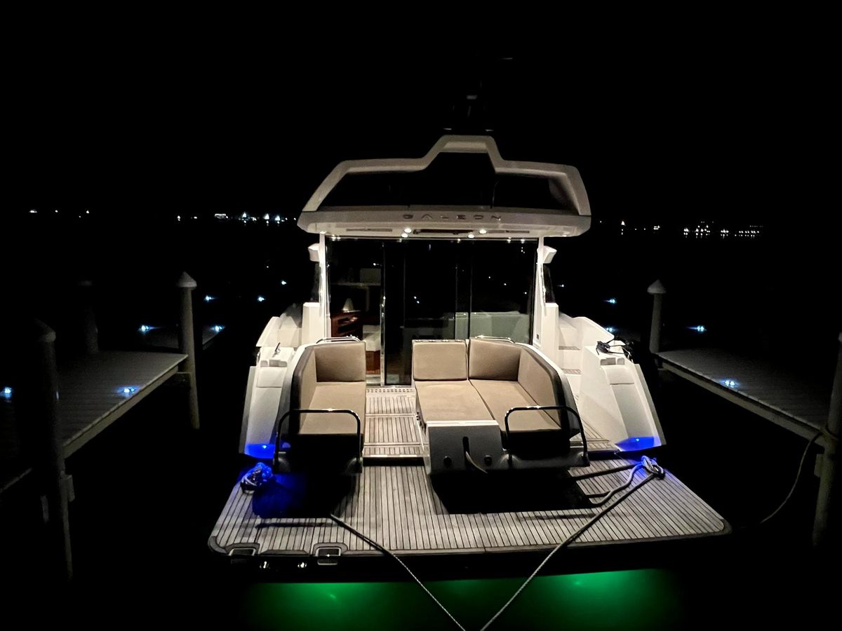 2017 Galeon 43 