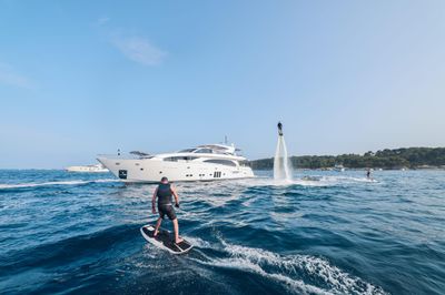 Yacht