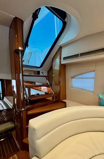  Yacht Photos Pics 2008 Hatteras 64 My - Image 17