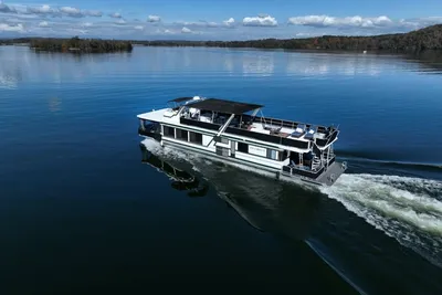 Sumerset 82'x 18' Widebody Houseboat