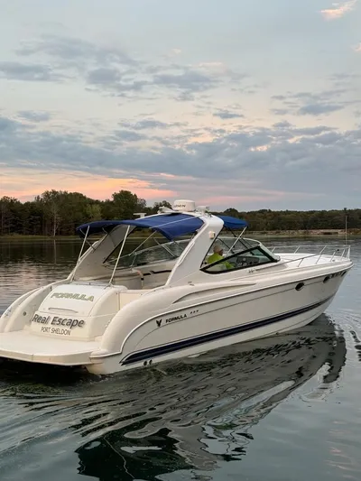 Real Escape Yacht Photos Pics FORMULA 400 SS