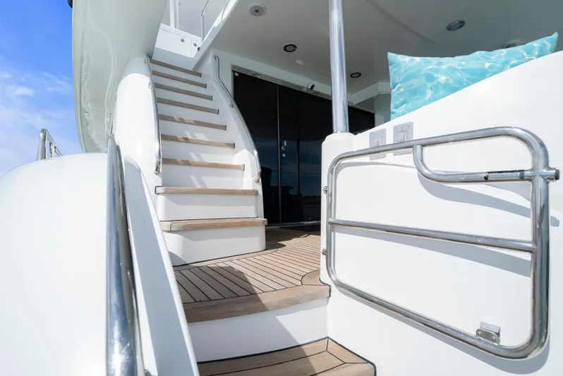 Simple Pleasures Yacht Photos Pics 