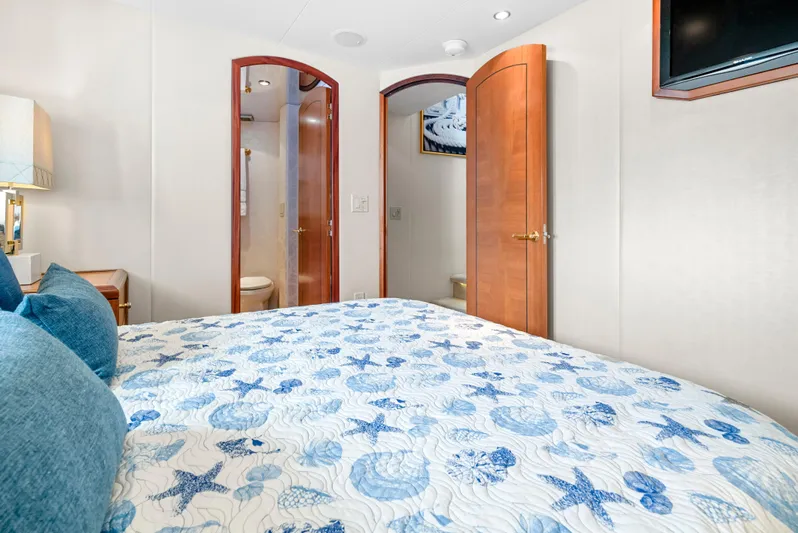 Simple Pleasures Yacht Photos Pics 