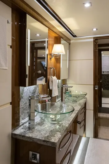 Janie Yacht Photos Pics 