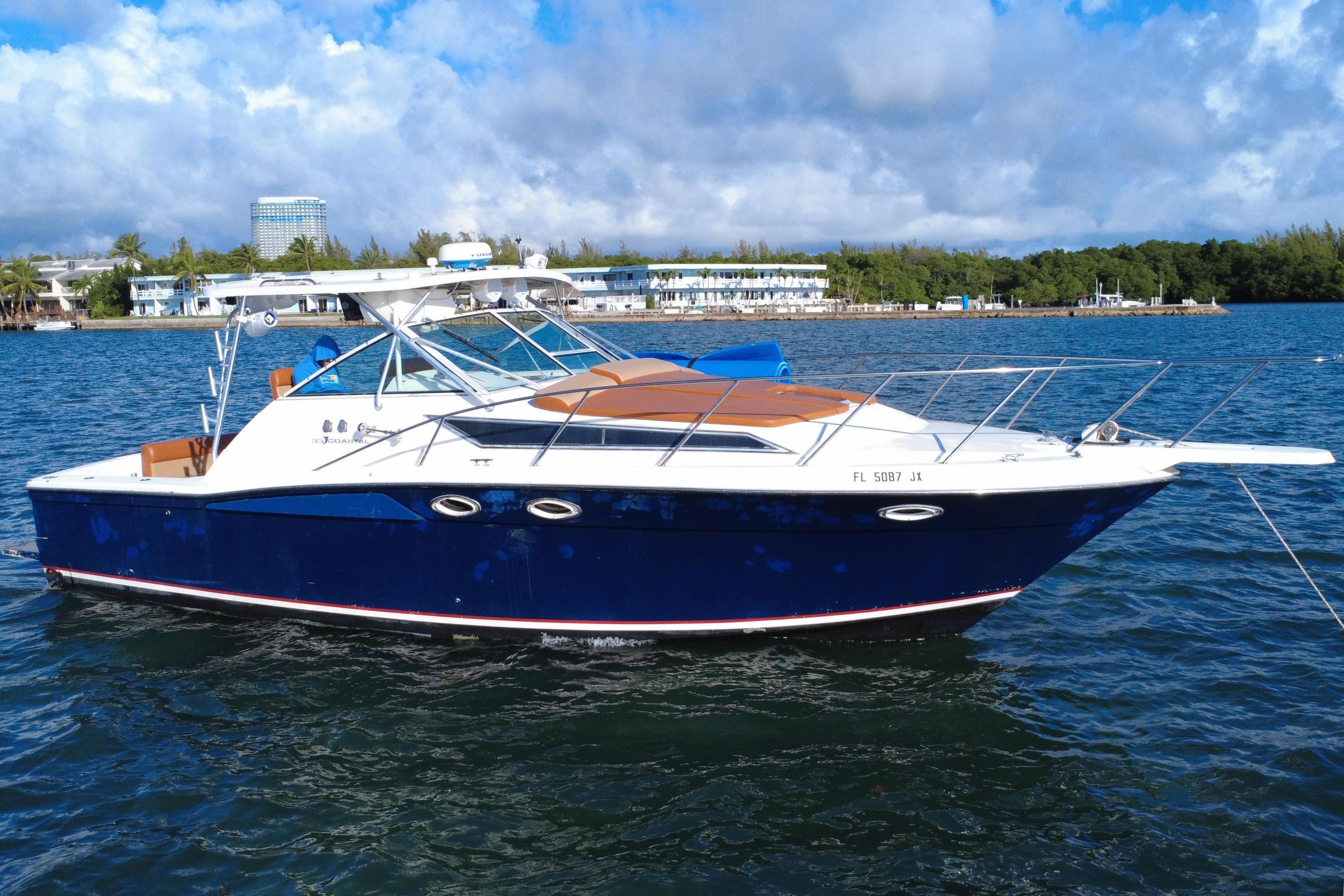 Wellcraft 330 Coastal