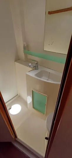  Yacht Photos Pics Bathroom interior of 2008 Fountaine Pajot Orana 44 Grand Large catamaran.