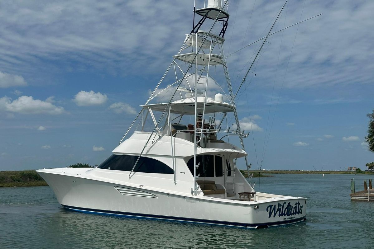 2017 Viking 55 