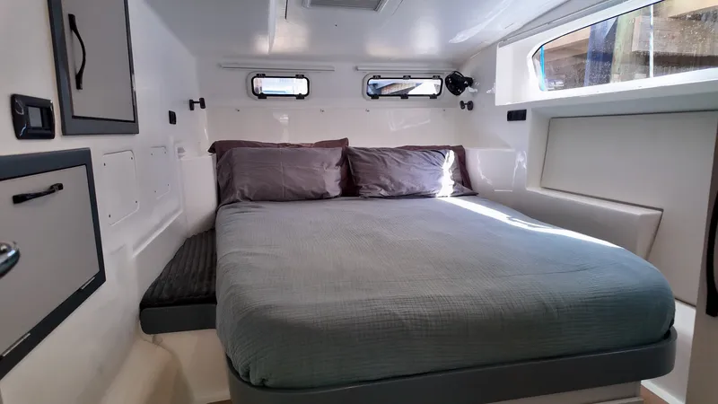 Aurora Yacht Photos Pics 