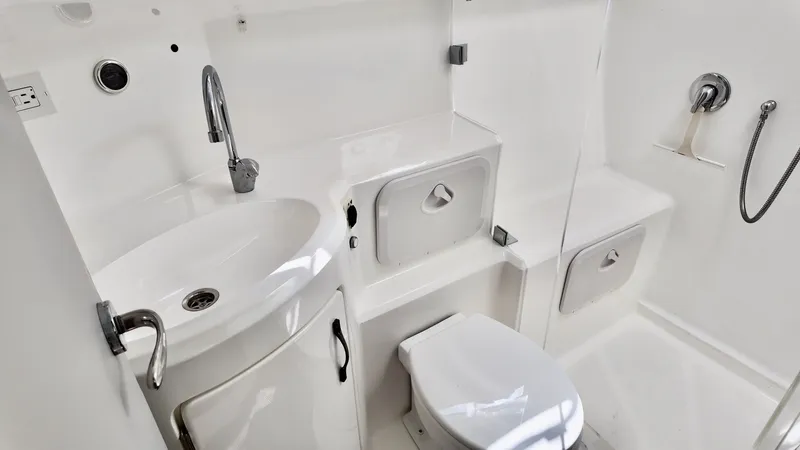 Aurora Yacht Photos Pics 