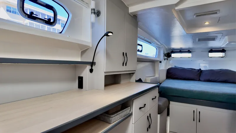 Aurora Yacht Photos Pics 