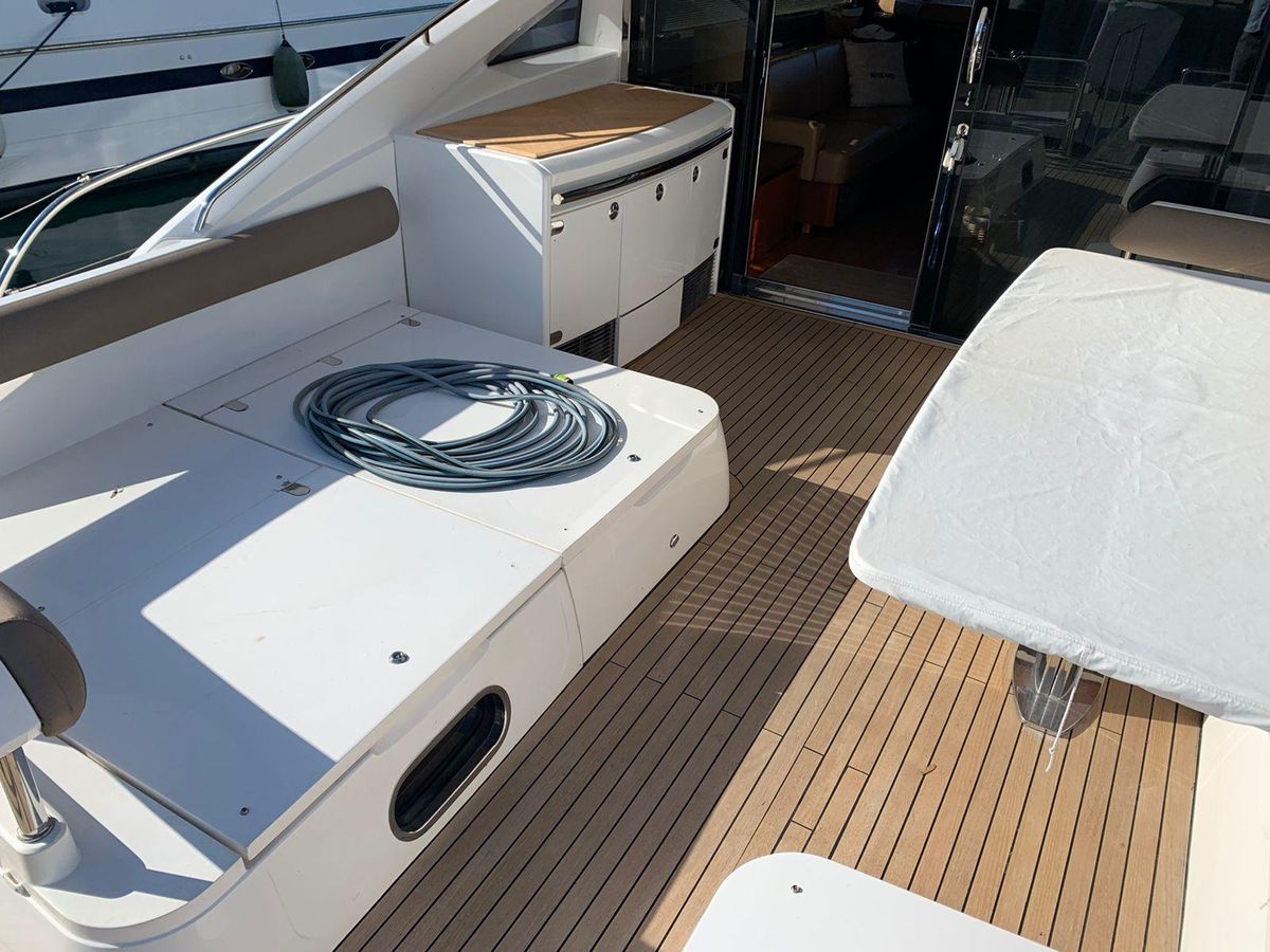 2008 Princess 66 