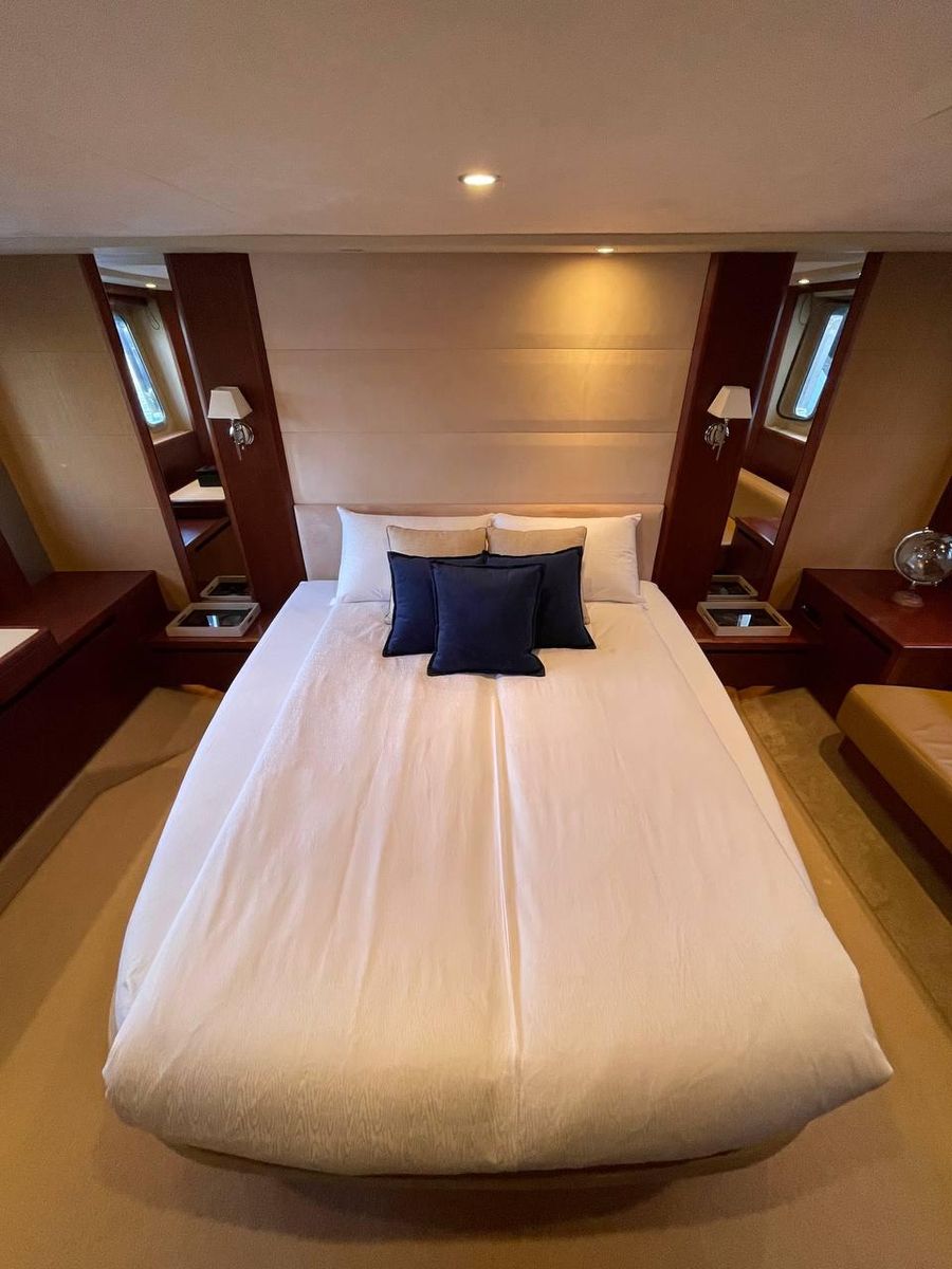 2008 Princess 66 