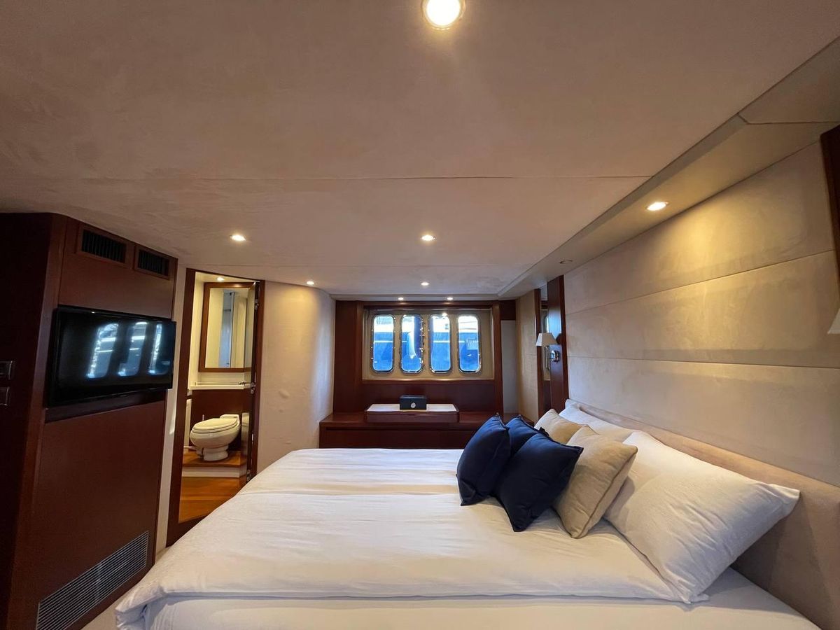 2008 Princess 66 