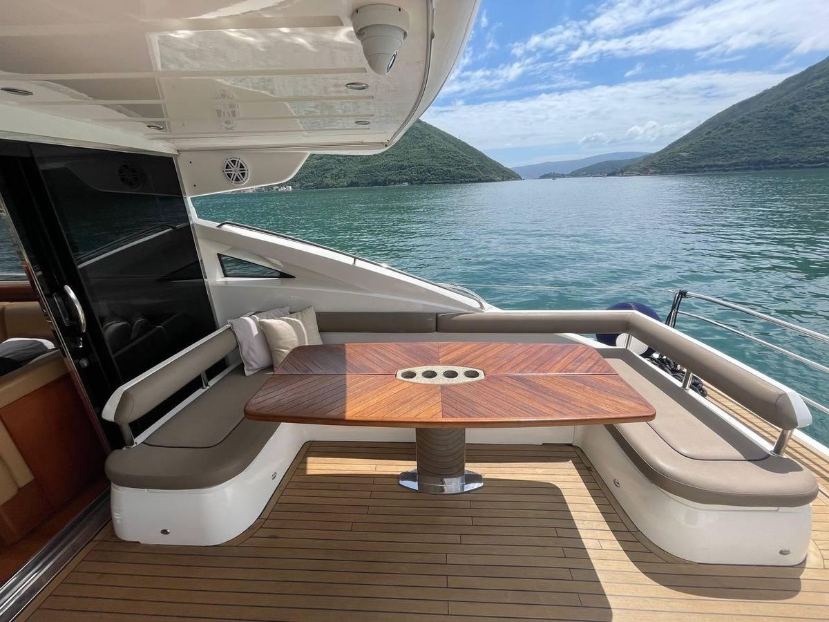 2008 Princess 66 