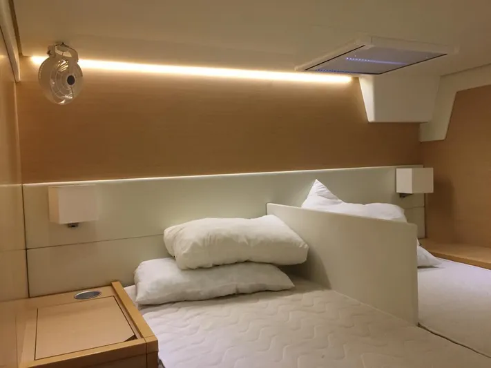 Nsc01580 Yacht Photos Pics 