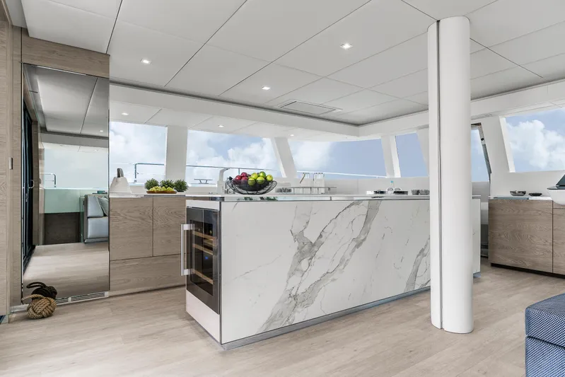 Feel The Blue Yacht Photos Pics 