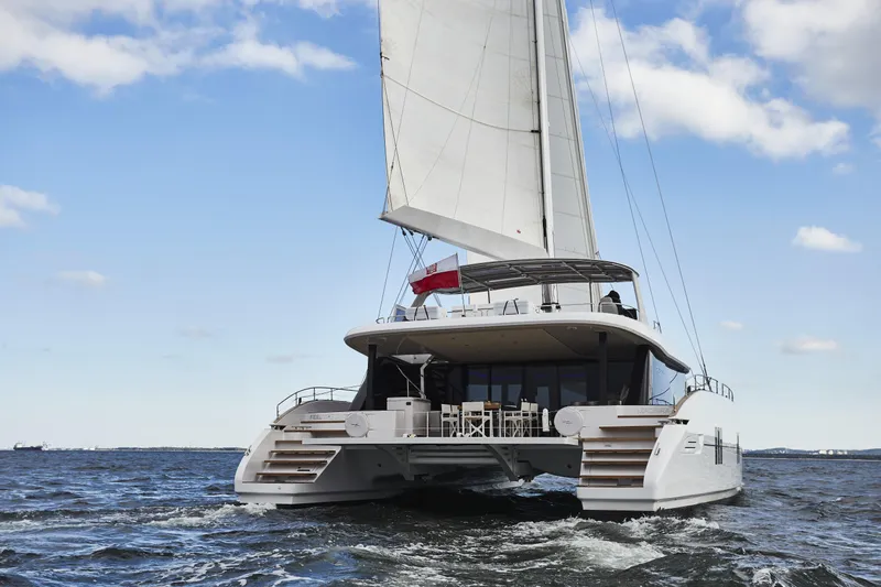 Feel The Blue Yacht Photos Pics 