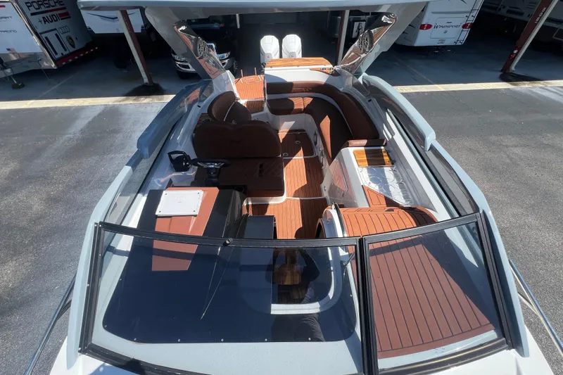  Yacht Photos Pics 2024 NX Boats 290 Exclusive with sleek design and luxurious interior.