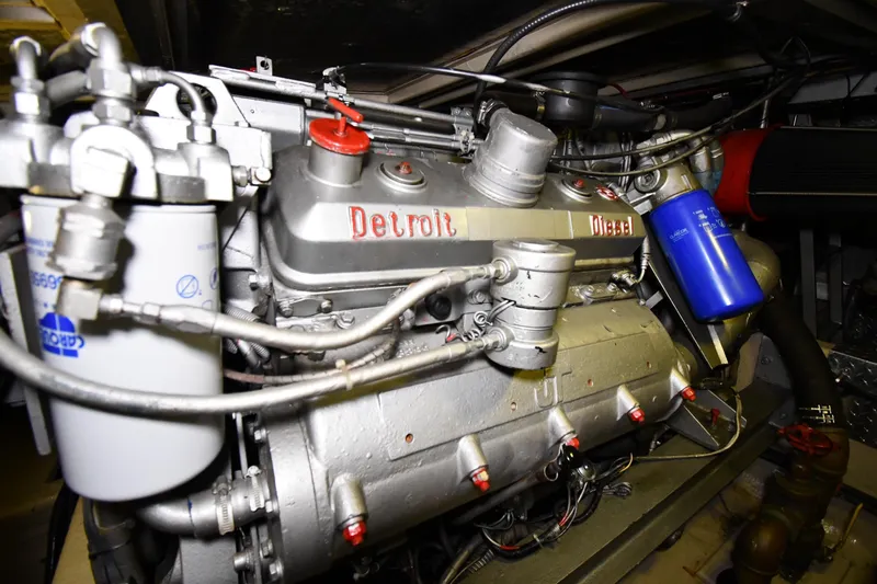 Patience III Yacht Photos Pics Engine of a 1988 Viking 48 Convertible boat, featuring a Detroit Diesel engine.