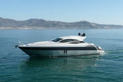 2006 Pershing 62'