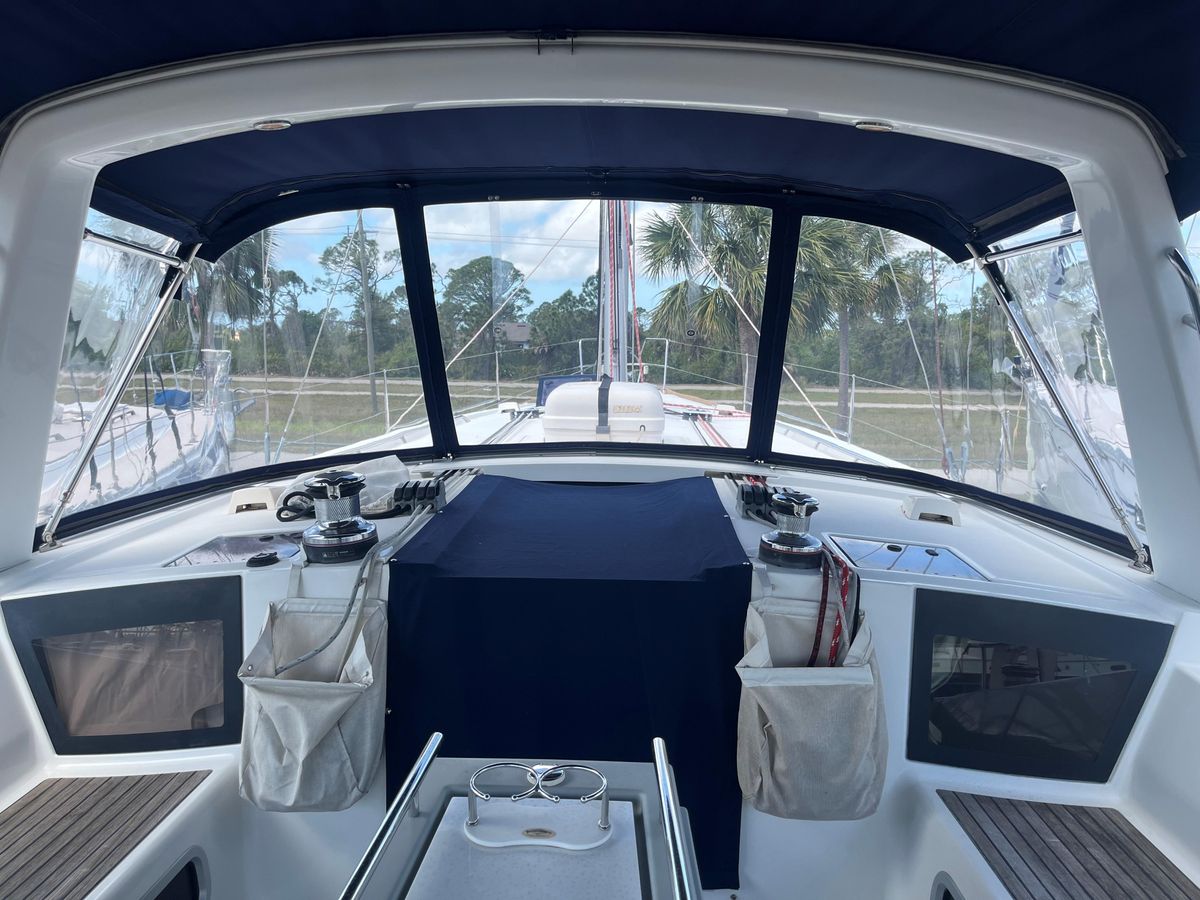 2015 Beneteau 45