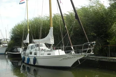 1972 Nantucket Clipper 32