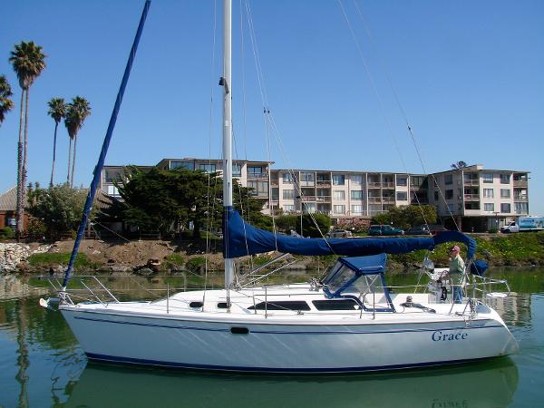2001 Catalina 320