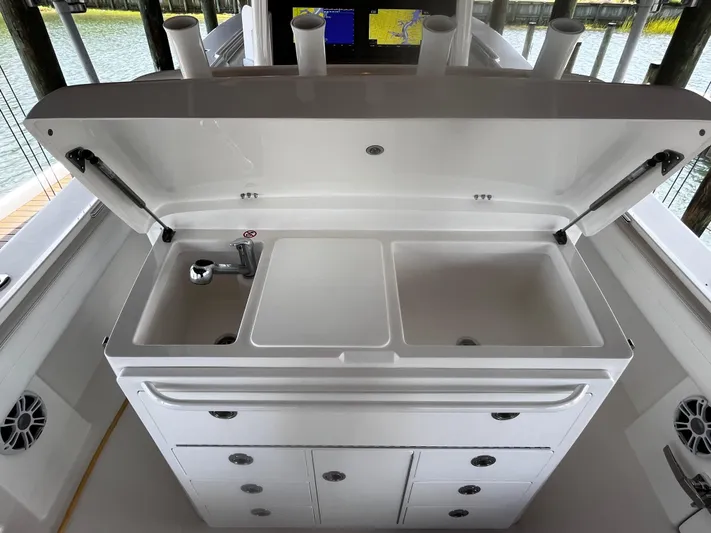 Bluewater Yacht Photos Pics 