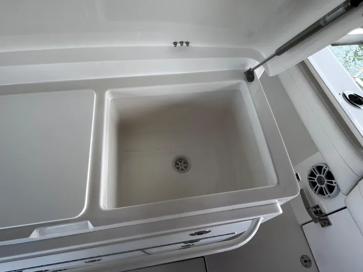 Bluewater Yacht Photos Pics 