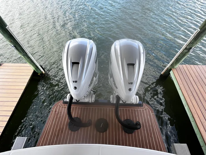 Bluewater Yacht Photos Pics 