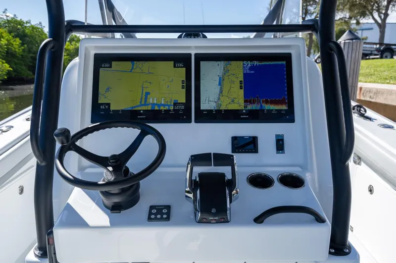  Yacht Photos Pics Manufacturer Provided Image