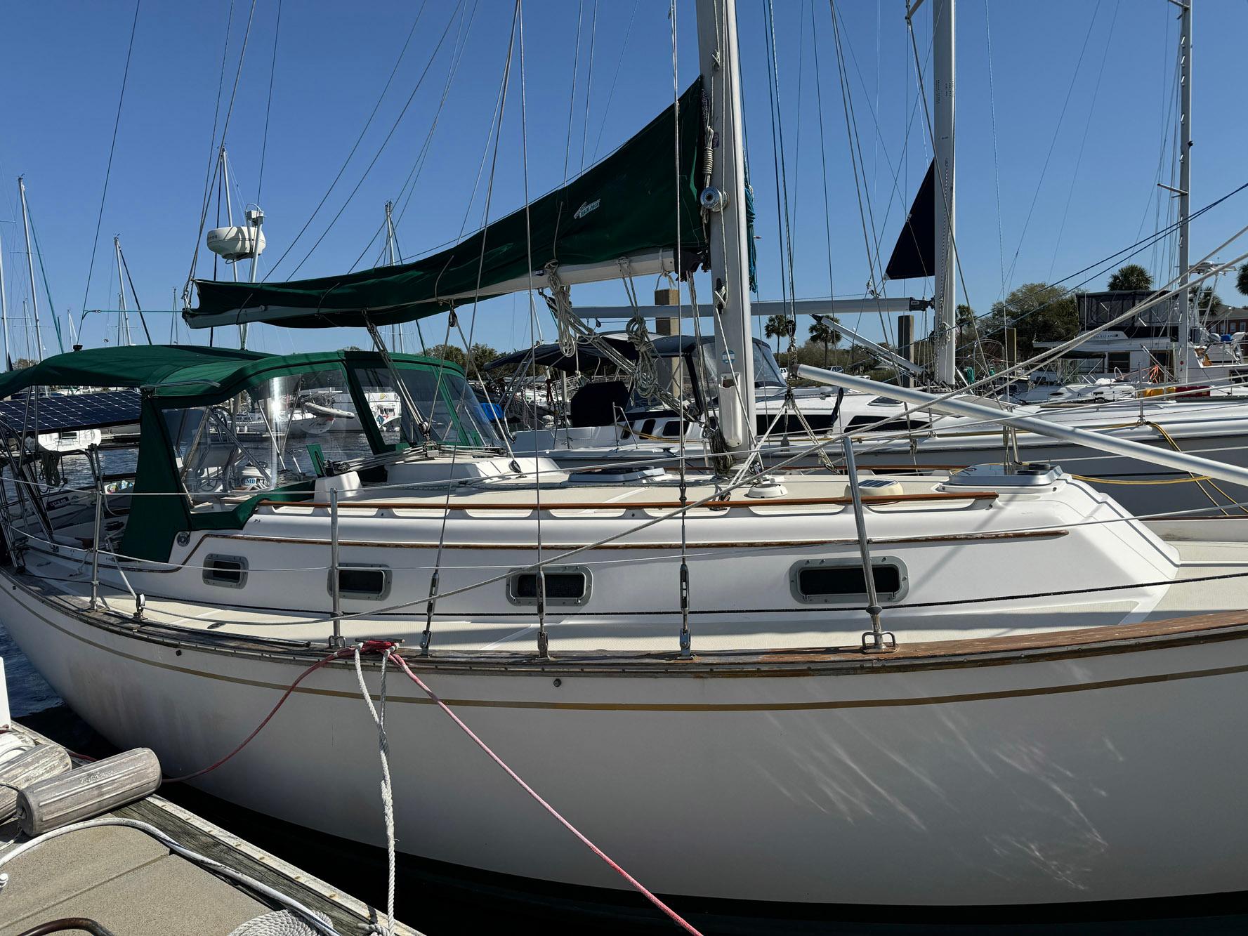 1985 Island Packet 31 Cruiser for sale - YachtWorld