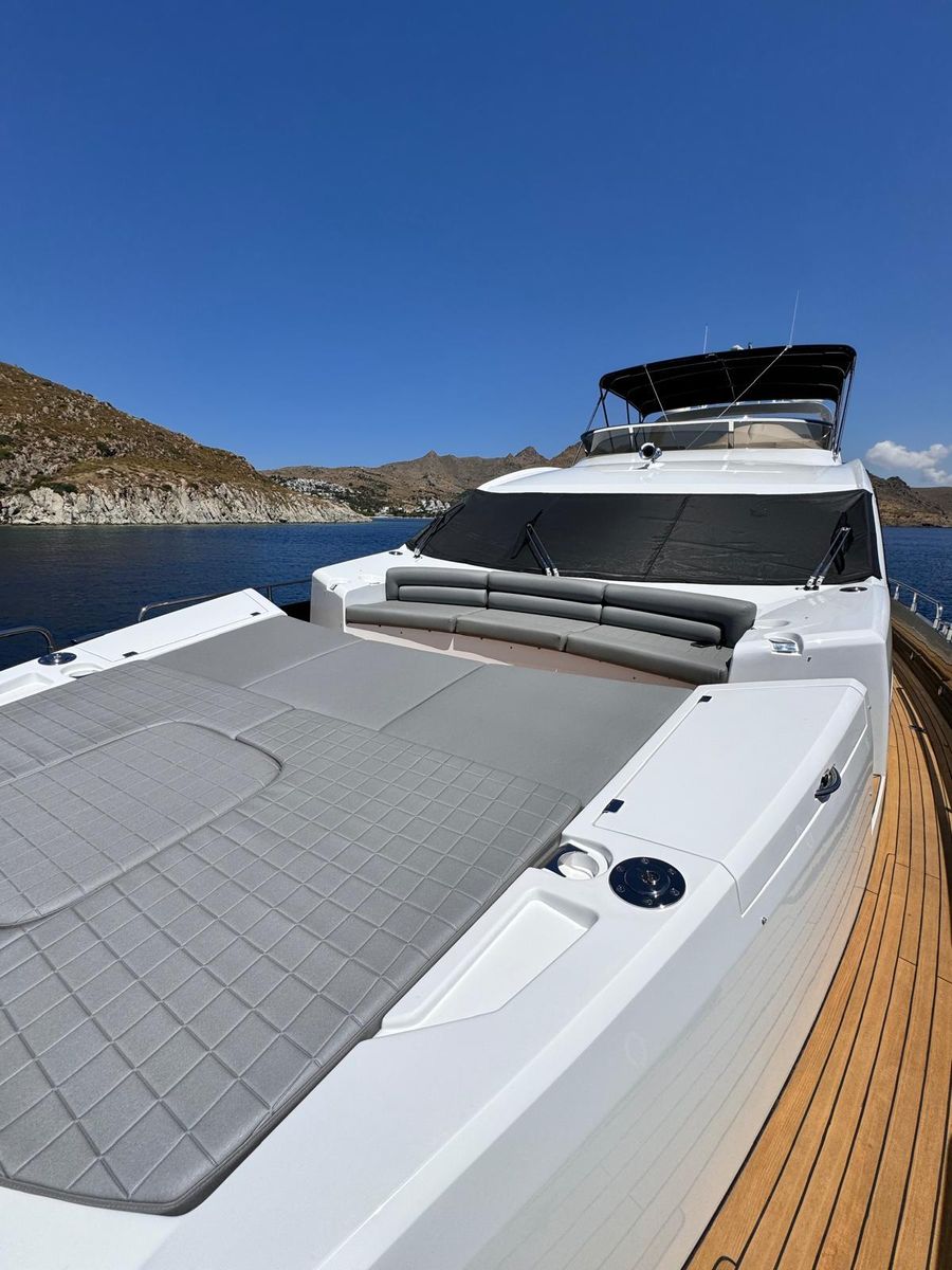 2010 Sunseeker 78 
